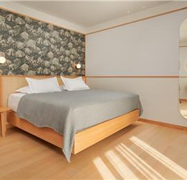 5 bedroom villa with infinity pool and sea views Hvar Town, sleeps 10
